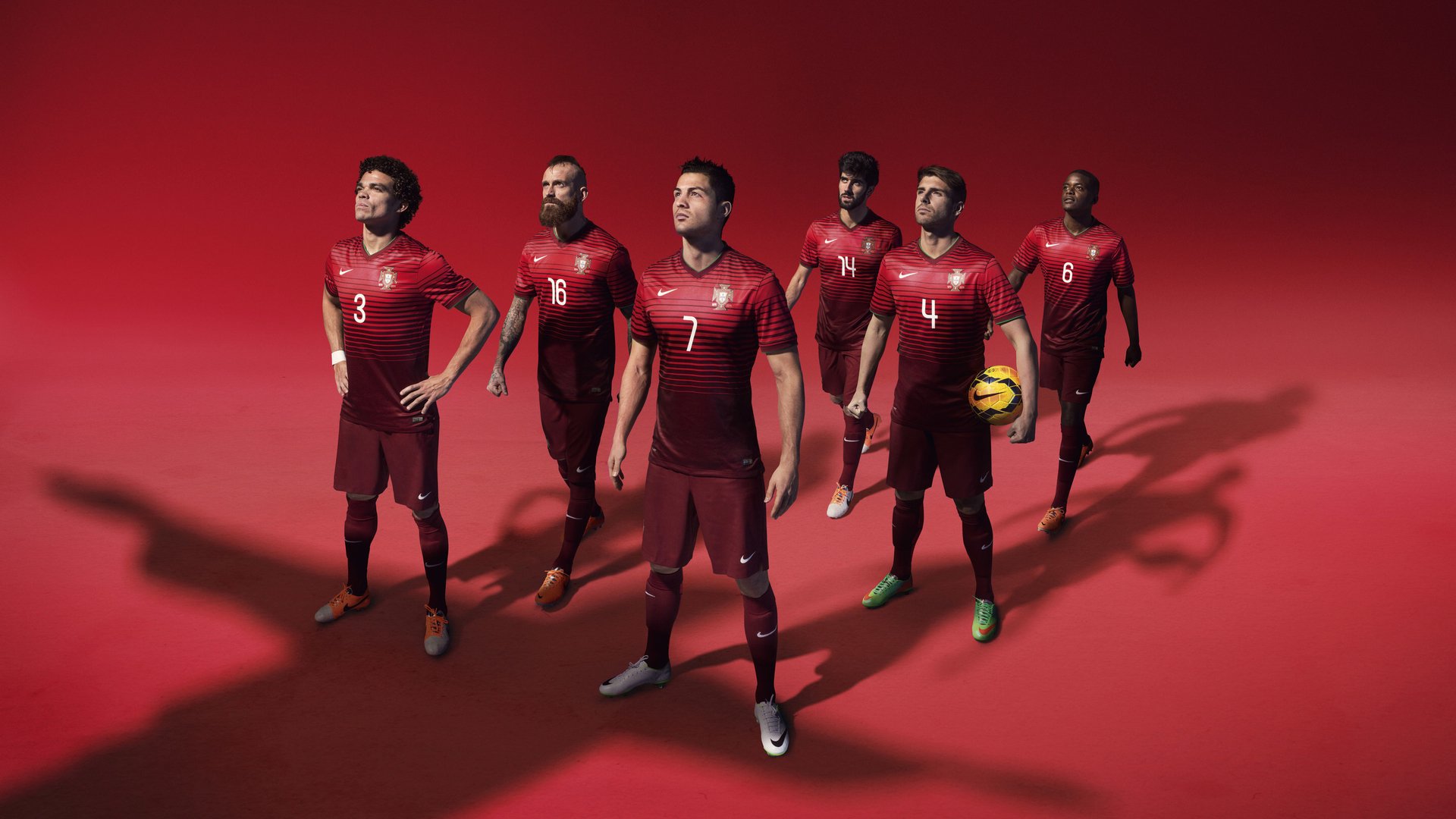 星空体育入口-球员跑位是否越来越依赖战术引导而非临场判断，跑位最好的球员